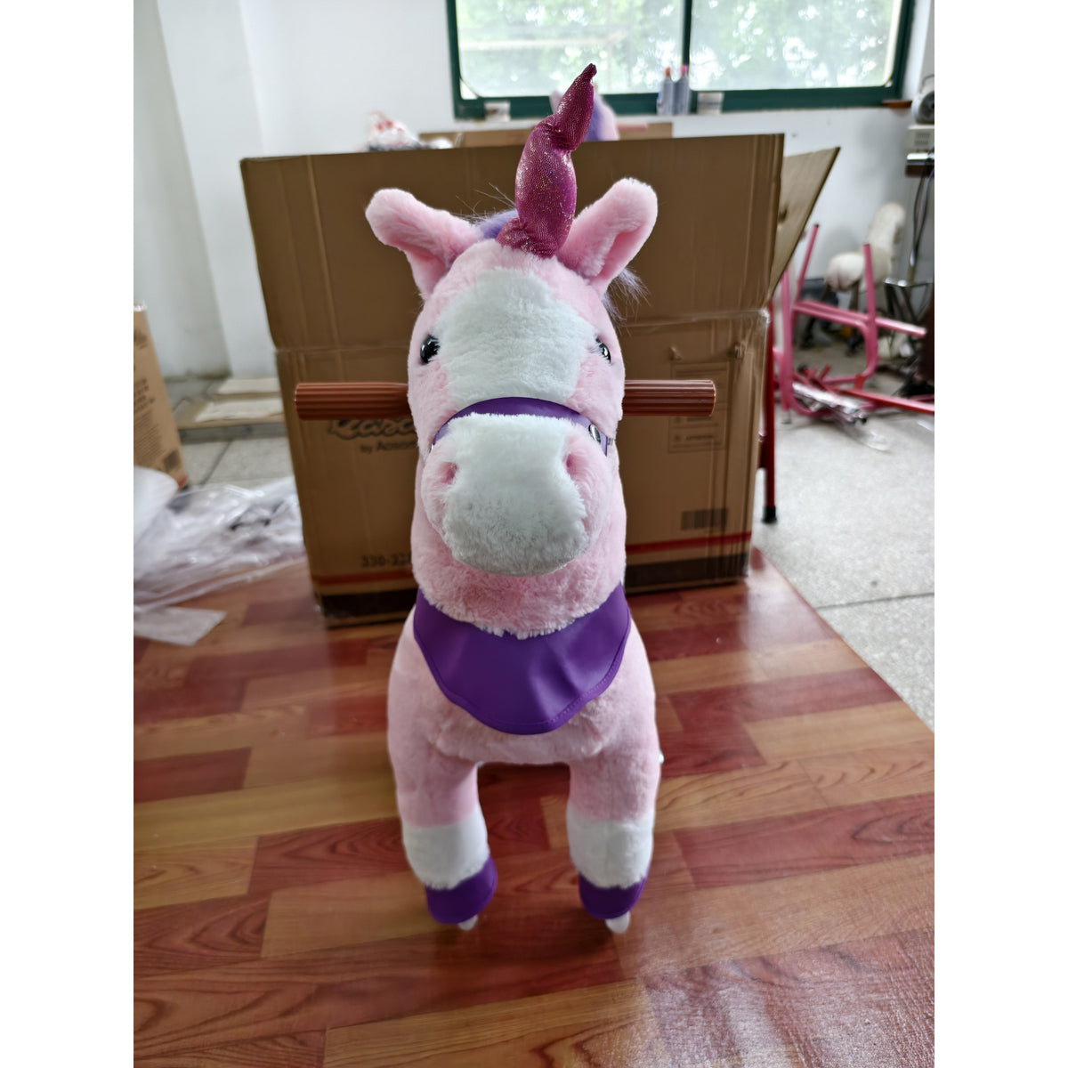 Cheval pour enfants 2+ ans avec 4 roues et hennissements, Tête pivotante, Design à pédales, Capacité 60 kg, Rose-3