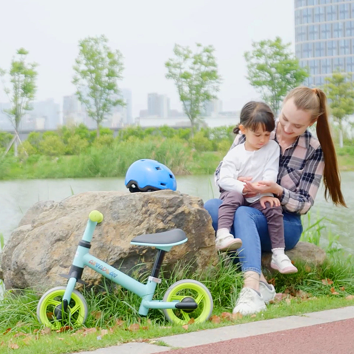 Vélo d'équilibre pour bébé siège réglable roues EVA jouet enfant pour bébé 18-48 mois pour garçons et filles vert-8
