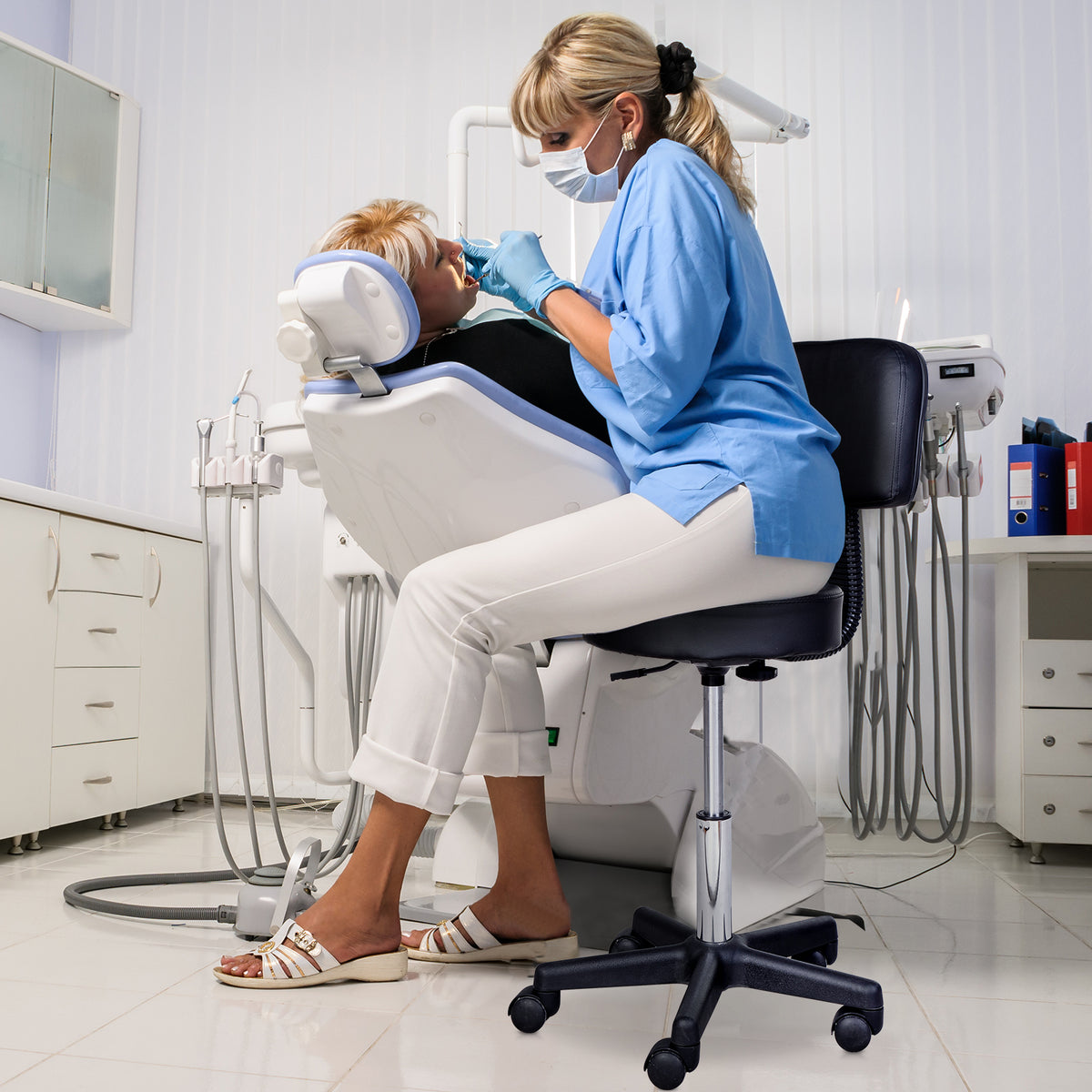 Tabouret massage a roulettes reglable en hauteur pivotant avec dossier ergonomique noir-3