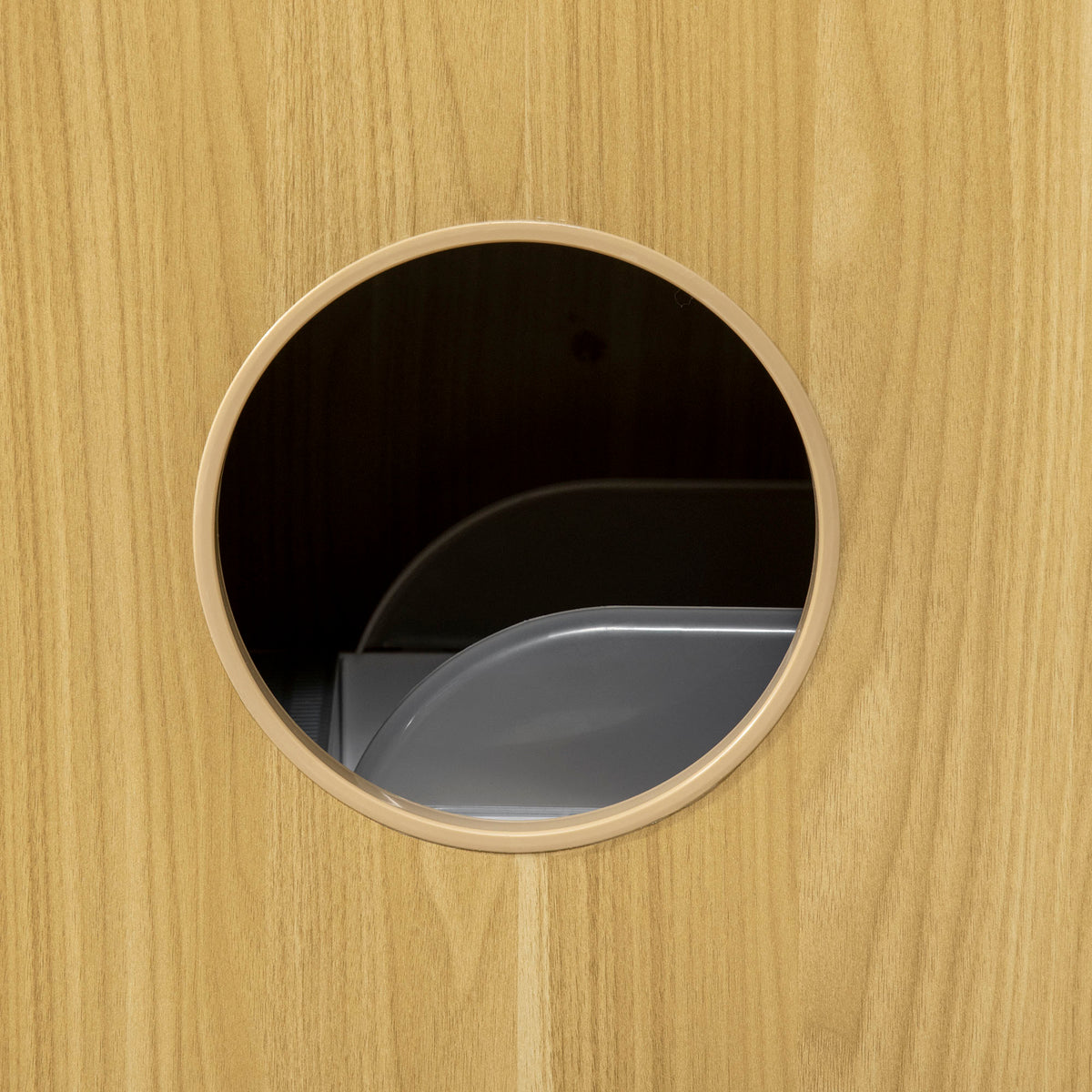 Maison de toilette pour chat meuble litière chat 3 niveaux compartiment fermé par une porte 1 coussin 60 x 45 x 103 cm-7