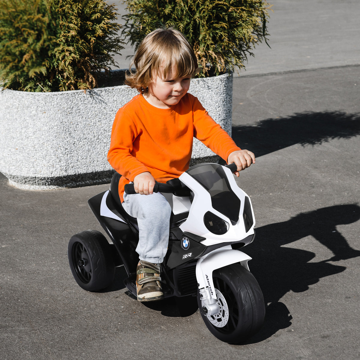 Moto électrique enfants sous licence BMW S1000 RR, 3 roues, 6V et 2,5 Km/h, voiture électrique enfants avec effets lumineux et sonores, moto enfant, charge max. 20 kg, noir-1