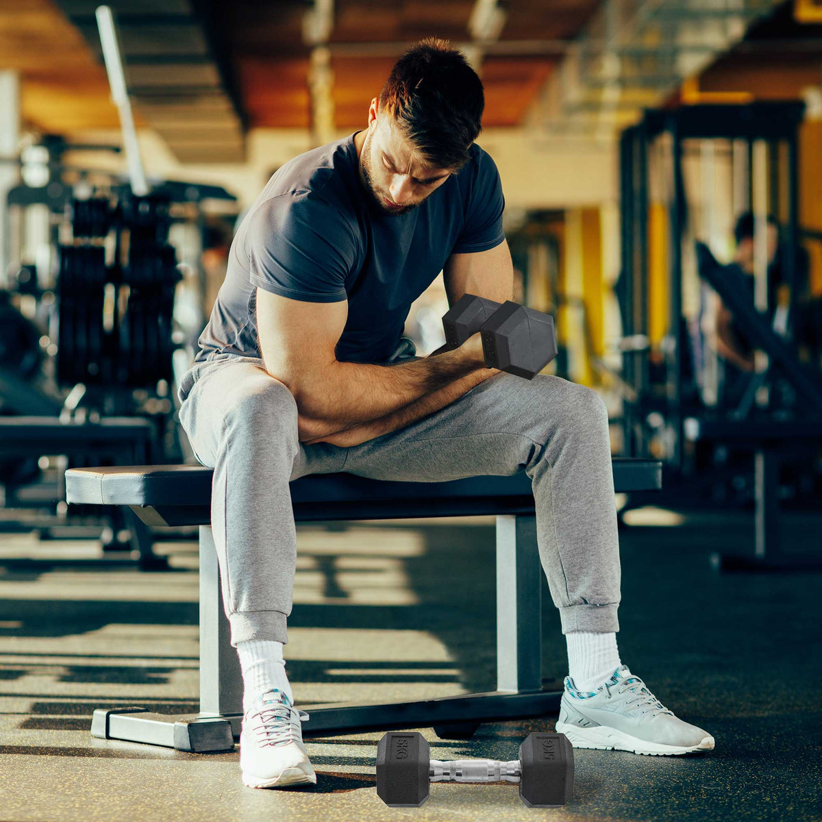 Ensemble d'haltères courtes total 2 x 5 Kg, haltères musculation fitness pour homme et femme, entraînement musculaire & haltérophilie - métal caoutchouc noir-1