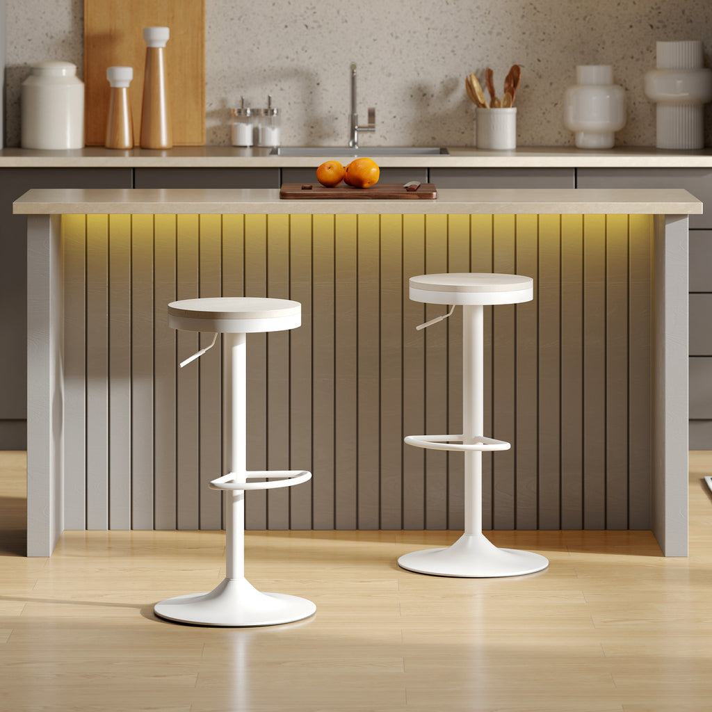 Lot de 2 tabourets de bar, chaises de bar pivotantes avec assise en hévéa, hauteur réglable et repose-pieds, blanc-1