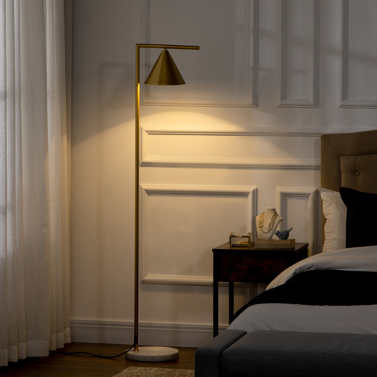 Lampadaire sur pied salon en acier avec abat-jour conique orientable base marbre 40W 35 x 26 x 153 cm doré-1