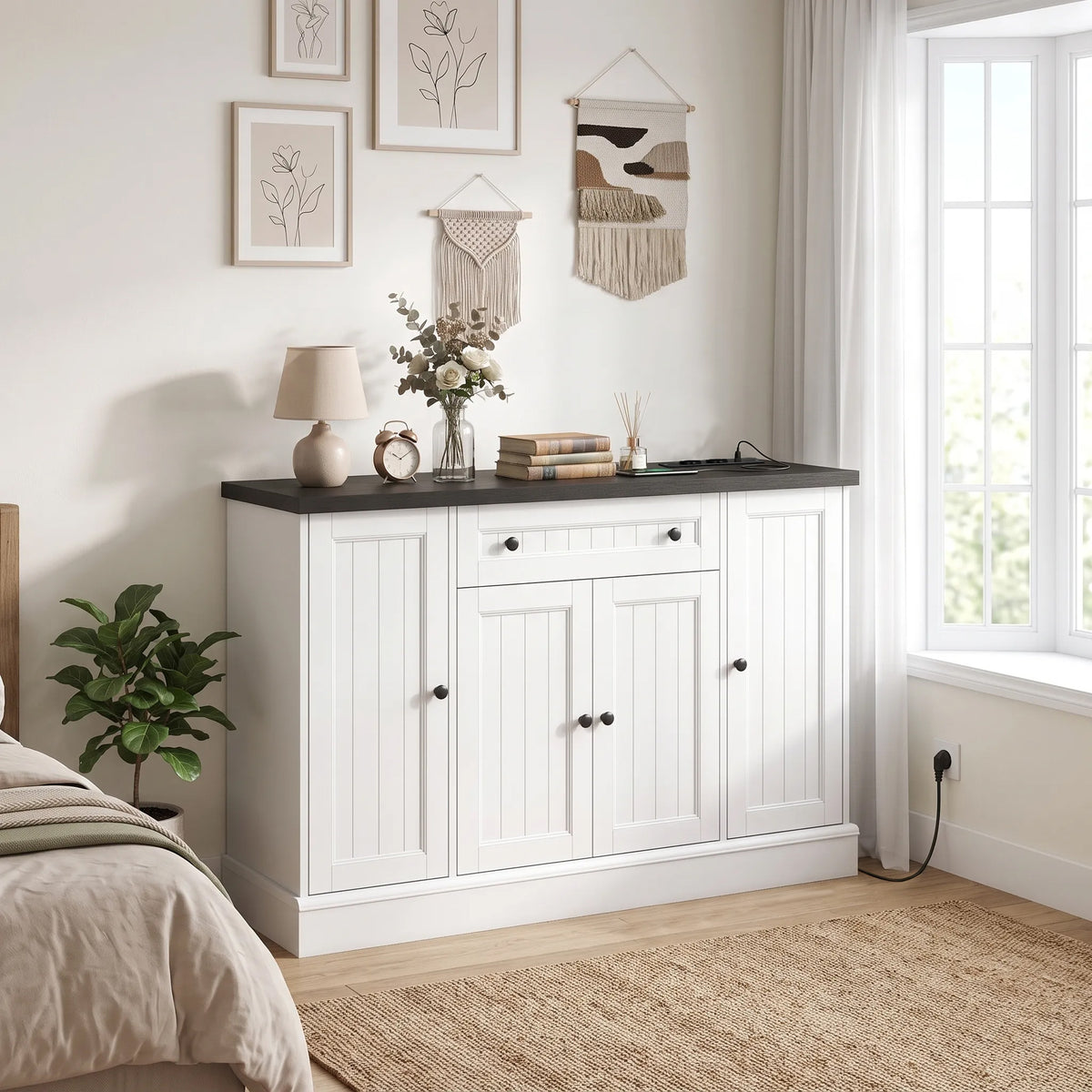 Buffet Salon avec Station de Charge, Meuble de Rangement avec 4 Portes, Tiroir, Étagères Réglables, Blanc et Noir-9