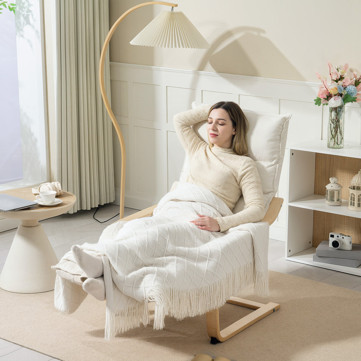 Fauteuil salon, fauteuil d'appoint rembourré en velours, repose-pieds réglable et structure en acier, 67x93x105cm, crème-7