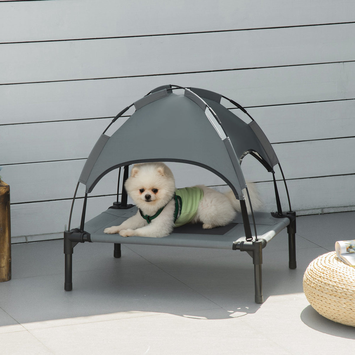 Lit chien sureleve avec parasol, lit de camp chien chat sur pieds tissu Oxford respirant, anti-UV cadre en métal sac de transport inclus couchage extérieur pour chat 161 x 46 x 61 cm gris noir-1