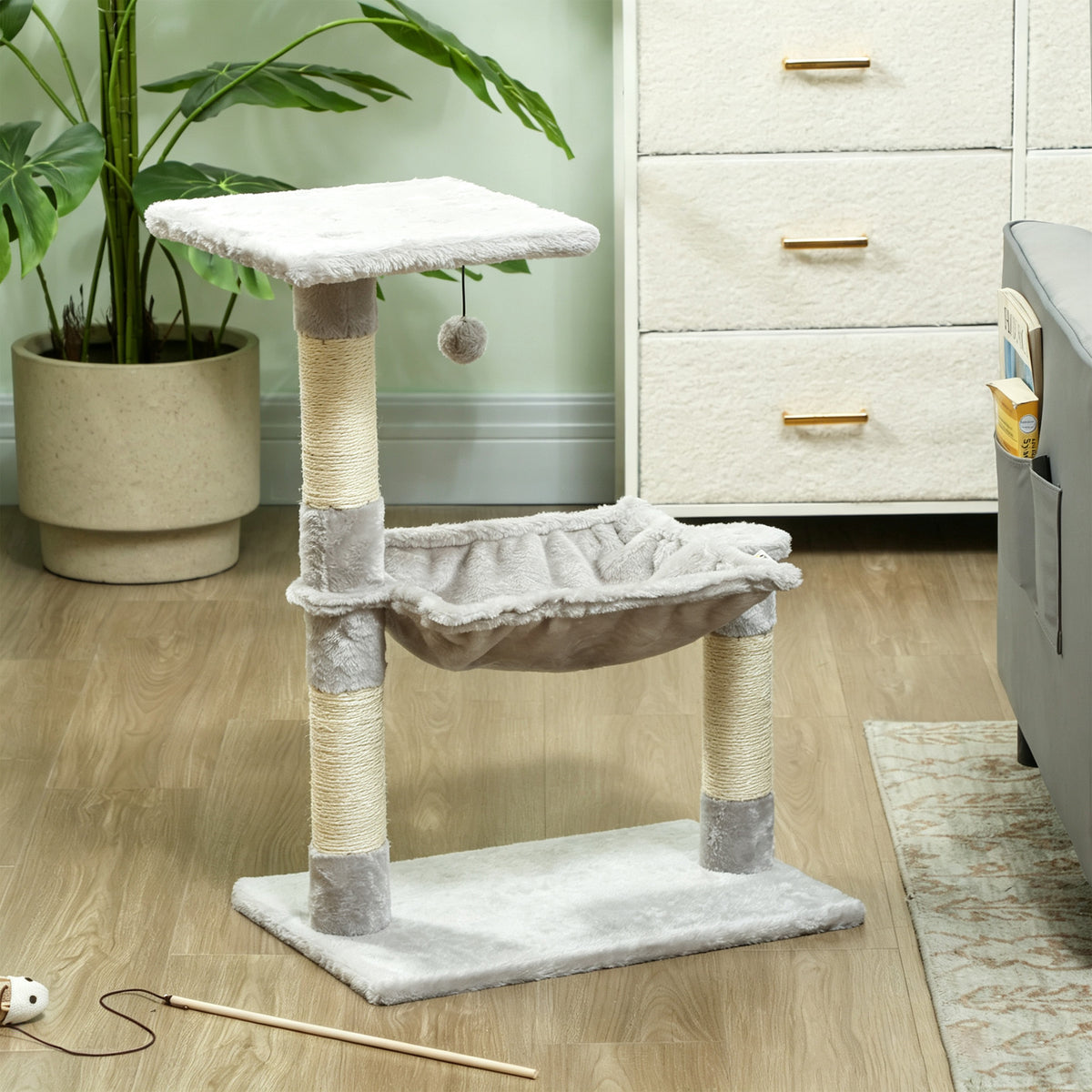 Arbre à chat 3 griffoirs grattoirs sisal naturel plateforme hamac et boule suspendue 50 x 26 x 70 cm peluche courte gris-1