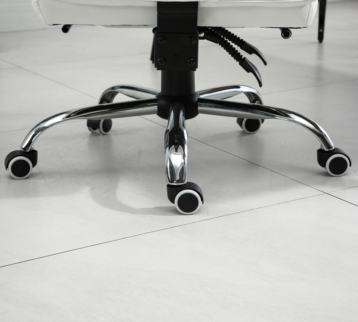 Fauteuil de bureau, chaise bureau ergonomique avec dossier inclinable, hauteur réglable, 66 x 72 x 130 cm, blanc-7