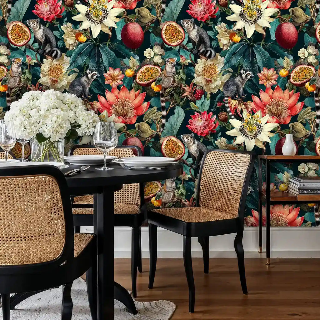 Papier peint lémuriens et floraison tropicale