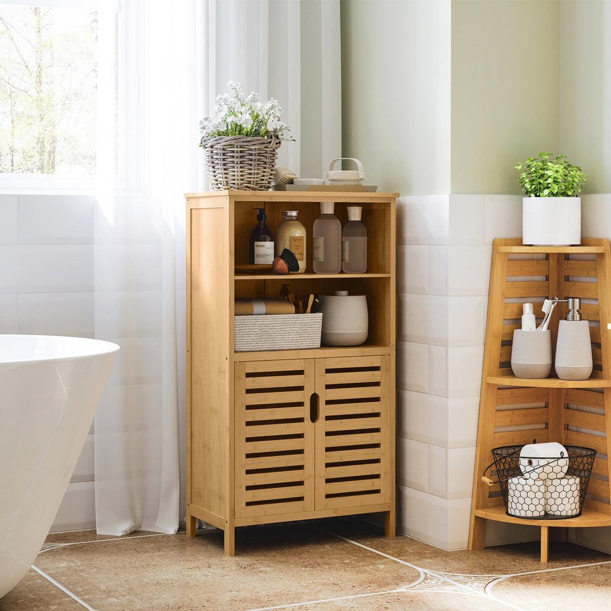 Meuble de rangement salle de bain en bambou avec 2 portes ajourées et 2 compartiments 50 x 29 x 92 cm naturel-1